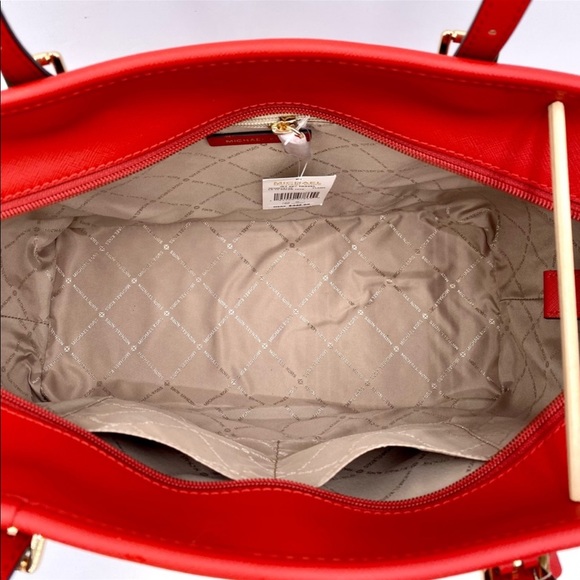 Michael Kors large Tote Shoulder
Bag Flame - Picture 6 of 11